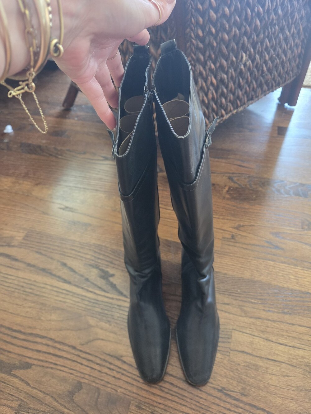 Womens Bally Tall Boots Size 10.5. Made In Italy.